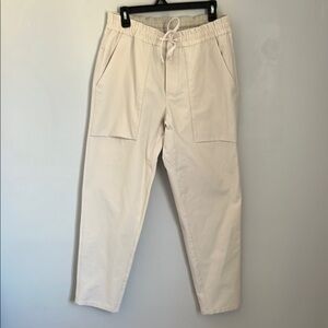 Lululemon Athletica Cream Cargo Pants Relaxed Fit.  Size Large